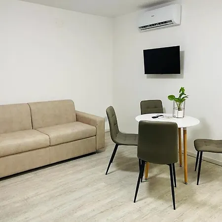 Apartment Living Center Catania