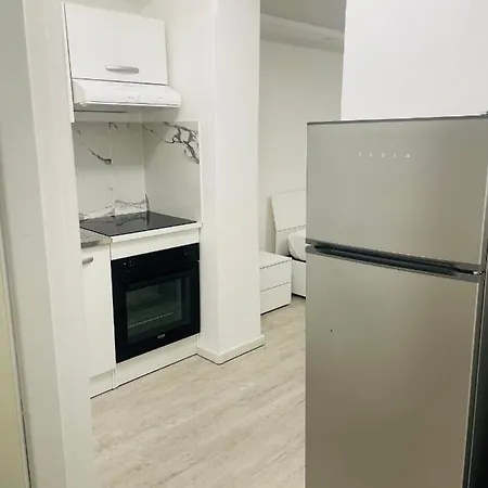Apartment Living Center *